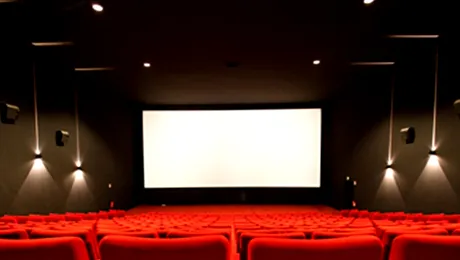 Un chinez părăsit de iubită se răzbună pe indrăgostiți de Valentine Day