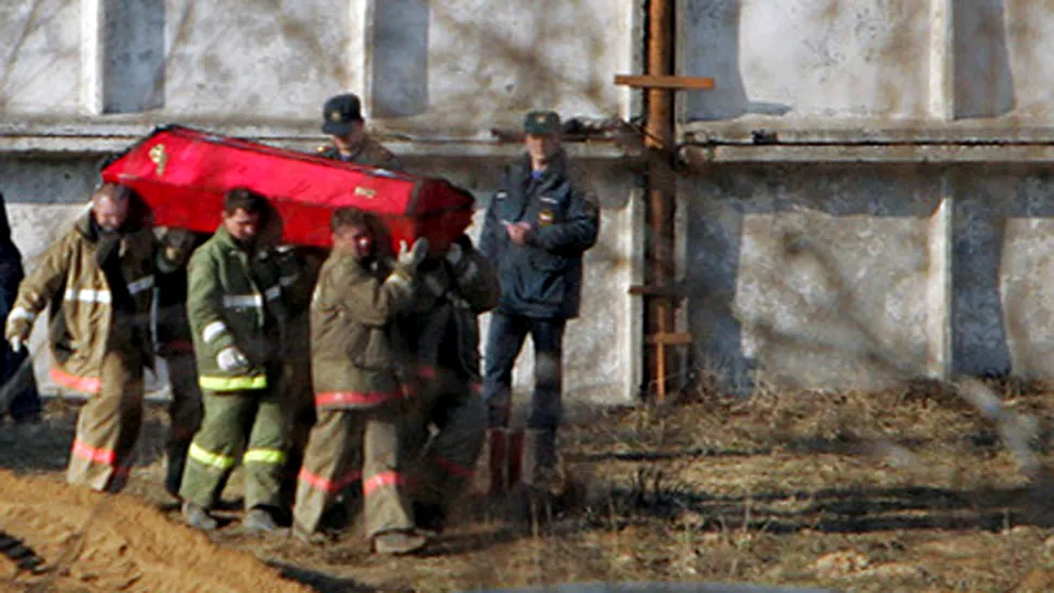Trupurile neinsufletite ale victimelor avionului prezidential polonez au fost recuperate