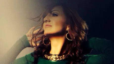 De Crăciun, ne colindă Natalia Selegean