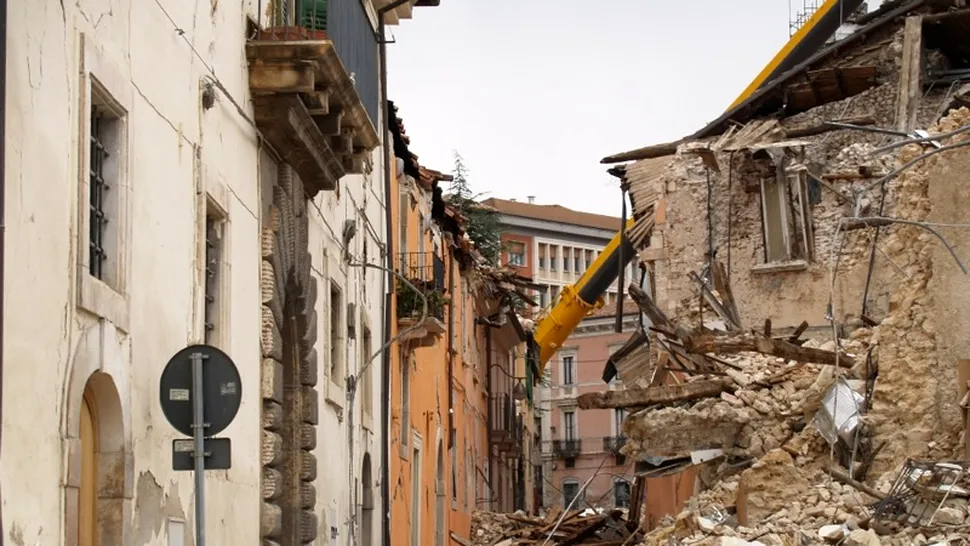 Seismologii italieni, acuzati de omor din culpa pentru ca nu au prezis cutremurul din 2009