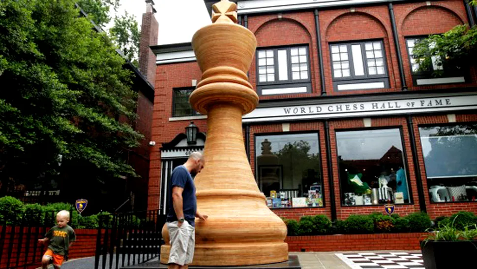 Cea mai mare piesă de șah din lume, dezvăluită în SUA
