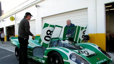 Jurnalist auto dat în judecată pentru că a distrus un motor de Porsche 917