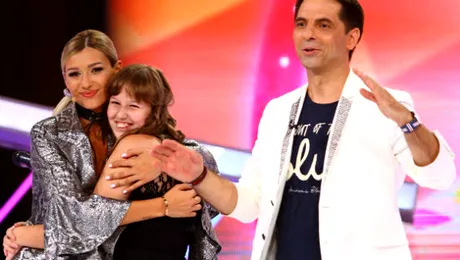 O fetiţă cu autism vine să cânte, în premieră, la “Next Star”