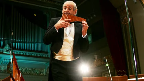 Maestrul Gheorghe Zamfir, concert extraordinar de Crăciun