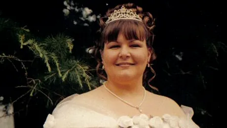 Dezgustata de cum arata in pozele de la nunta, o femeie s-a maritat din nou