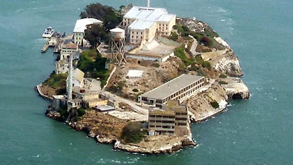Insula Alcatraz va gazdui un hotel