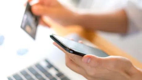 Simplifică plățile pentru clienți cu un procesator de plăți online (P)