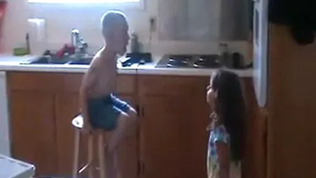 Cum reactioneaza barbatii cand afla ca se vor casatori (Video)