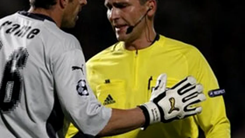 Ivan Bebek va arbitra Franta - Romania