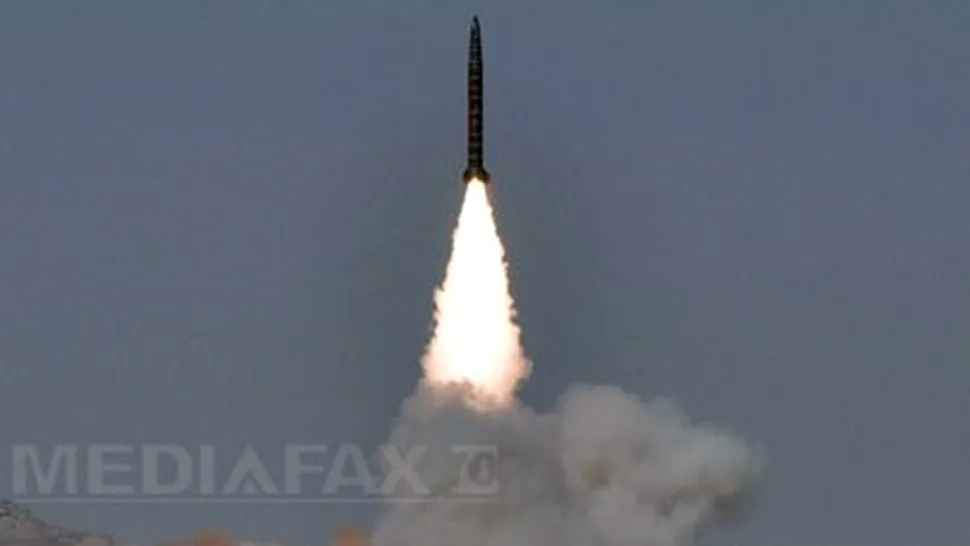 Rachete cu raza lunga de actiune, amplasate la frontiera Coreei de Nord