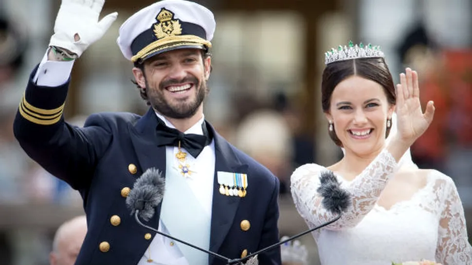 
Nuntă princiară! Carl Philip al Suediei s-a căsătorit cu iubita sa, un model de bikini

