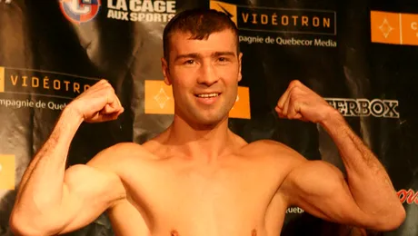 Vezi ce frumusete il asteapta pe Lucian Bute dupa meciuri!