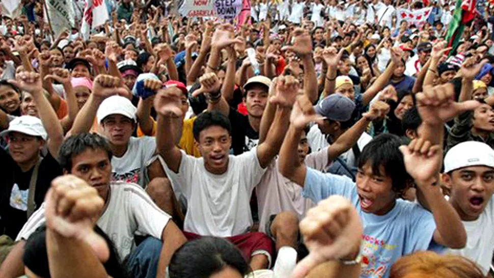 Faci inchisoare, daca nu stii imnul de stat... in Filipine (Video)