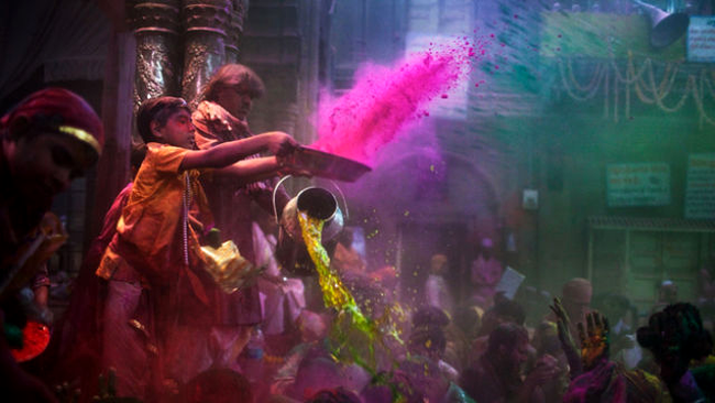 holi