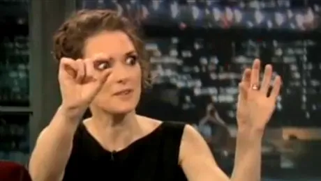 Winona Ryder se teme de internet (Video)