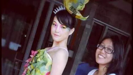 Rochie creata din 4.000 de pliculete de ceai