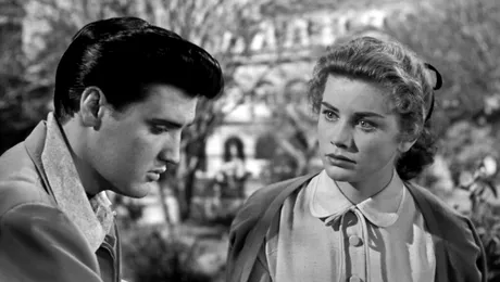 Povestea divei care l-a sărutat pe Elvis, a jucat alături de Marlon Brando, iar apoi a devenit călugăriță