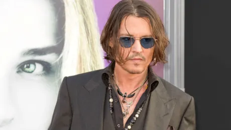 Johnny Depp, în rolul celebrului gangster american Whitey Bulger