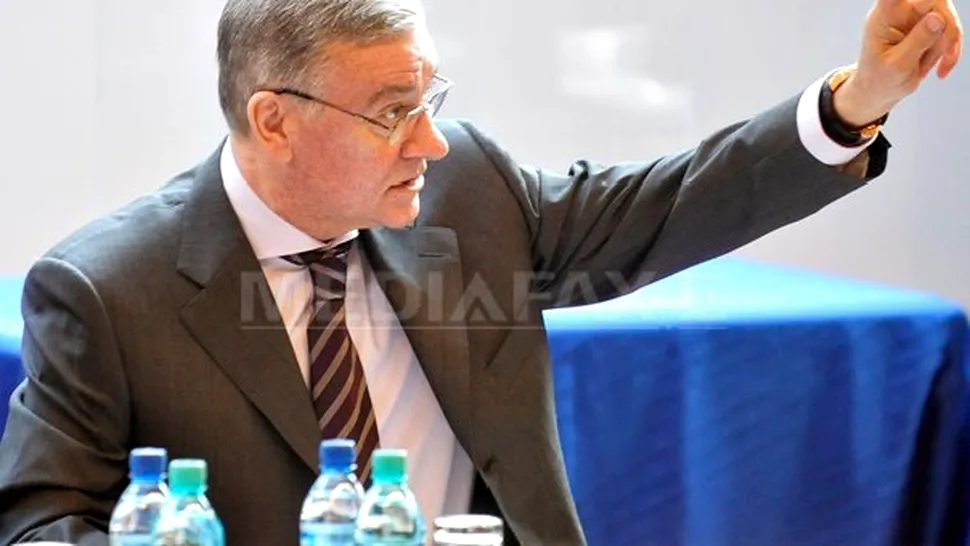 Mircea Sandu, reales pentru un nou mandat in CEx al UEFA