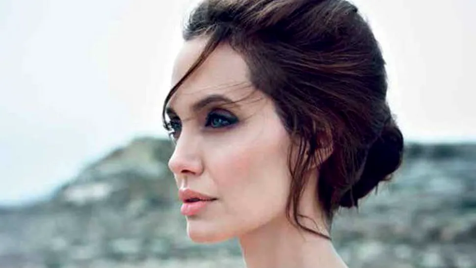 Angelina Jolie va regiza pentru Netflix un film bazat pe memoriile unei scriitoare din Cambodgia