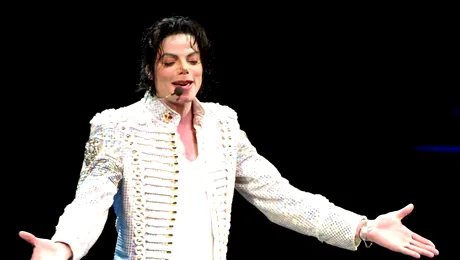 Asculta „Breaking News”, piesa care va aparea pe noul album al lui Michael Jackson (Audio)
