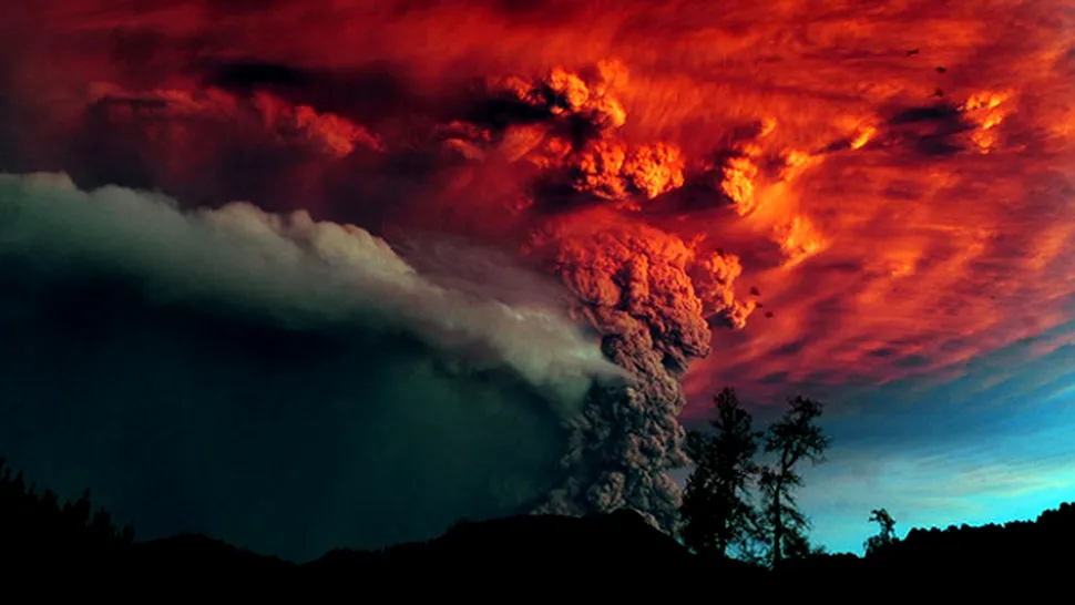 Cele mai spectaculoase eruptii vulcanice din 2011 (Poze)