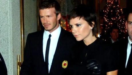 Vedete care se iubesc de la distanţă