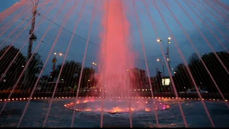 În București a fost inaugurată o nouă fântână arteziană colorată