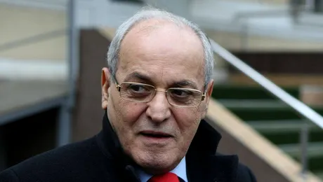 Cântărețul Nelu Ploieșteanu a murit din cauza COVID-19