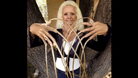 Maini si unghii frumoase in pasi simpli