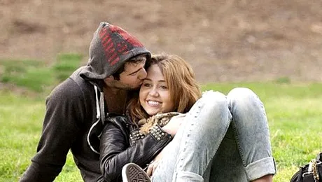 Miley Cyrus, indragostita de fostul iubit al lui Amy Winehouse!