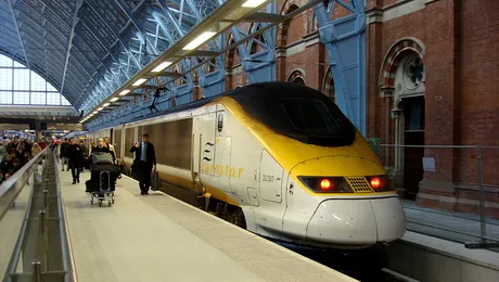 Francezii au comandat 2.000 de trenuri… prea late