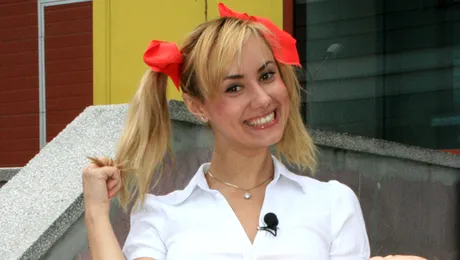 Bebeluşa Oana a devenit mămică