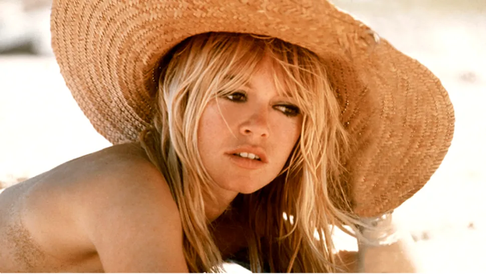 
Cum arată acum Brigitte Bardot, cândva cea mai frumoasă femeie din lume!
