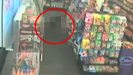 A furat mâncare dintr-un supermarket și a devenit vedetă!