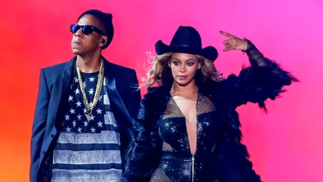 Beyonce şi Jay-Z vor cânta la nunta actorilor Angelina Jolie şi Brad Pitt