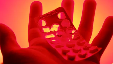 Administrat în doze mari, Ibuprofenul crește riscul cardiovascular