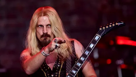 Richie Faulkner, chitaristul Judas Priest, internat din cauza unor probleme cardiace grave