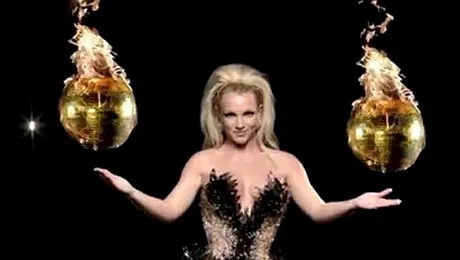 Vezi clipul futurist cu Britney Spears și Will.i.am, pentru piesa „Scream and Shout” (Video)
