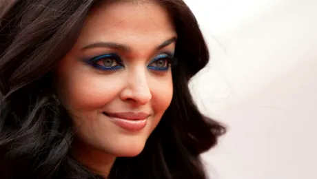 Cine e bărbatul pe care Aishwarya Rai îl iubeşte? Concurează cu frumuseţea Miss World?