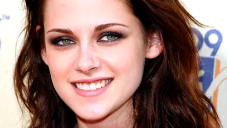 Kristen Stewart , înapoi la şcoală!