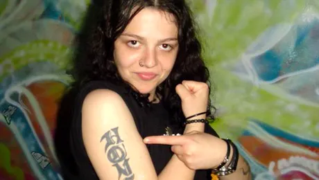 Honey: „Cea mai mare greșeală a mea a fost curiozitatea pentru interzis”