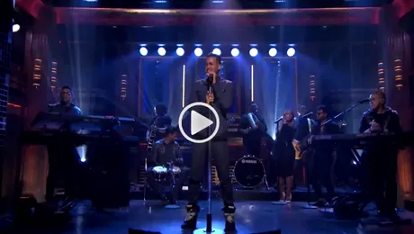 Romeo Santos cântă „Eres Mia” la The Tonight Show with Jimmy Fallon (Video)