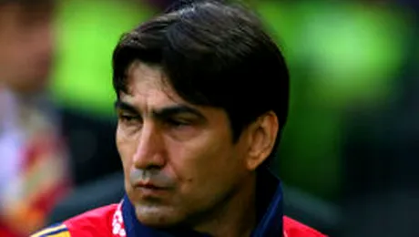 Piturca si-a negociat demisia (Prosport)