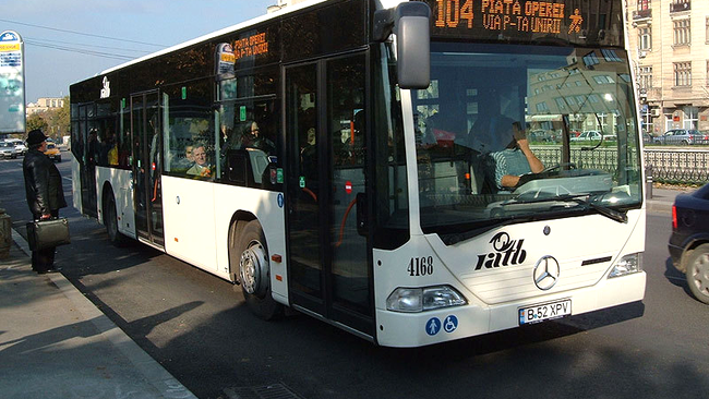 Calatorii care folosesc linia 104, ar trebui sa se informeze inainte de a se urca in autobuz