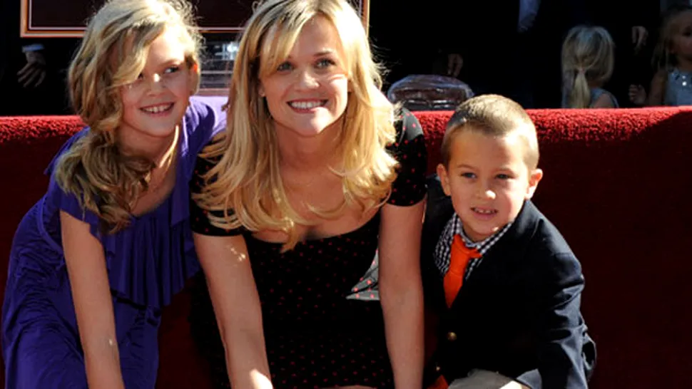 Reese Witherspoon a primit o stea pe Hollywood Walk of Fame