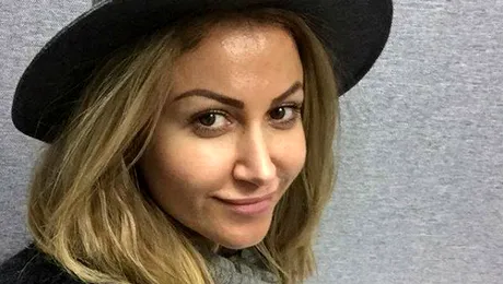 O nouă despărţire în showbiz. Trebuia să se mărite, dar este din nou singură