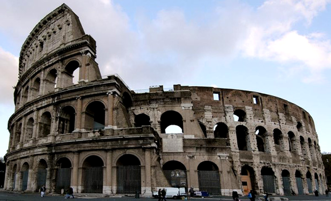 Coloseumul din Roma, Italia