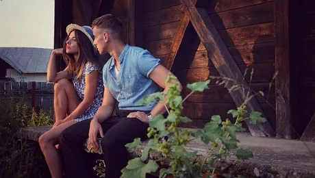 Mellina vrea să vindece inimi! A lansat “Sper că ţi-e bine”!