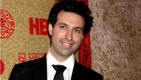 Alex Karpovsky: Când joci în Girls, e de la sine înţeles că te vei dezbrăca mai devreme sau mai târziu…
